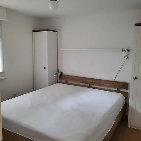 Beachbungalow1 *