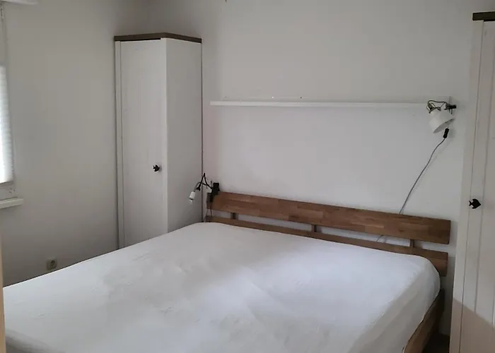 Beachbungalow1 *
